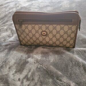 Gucci clutch
